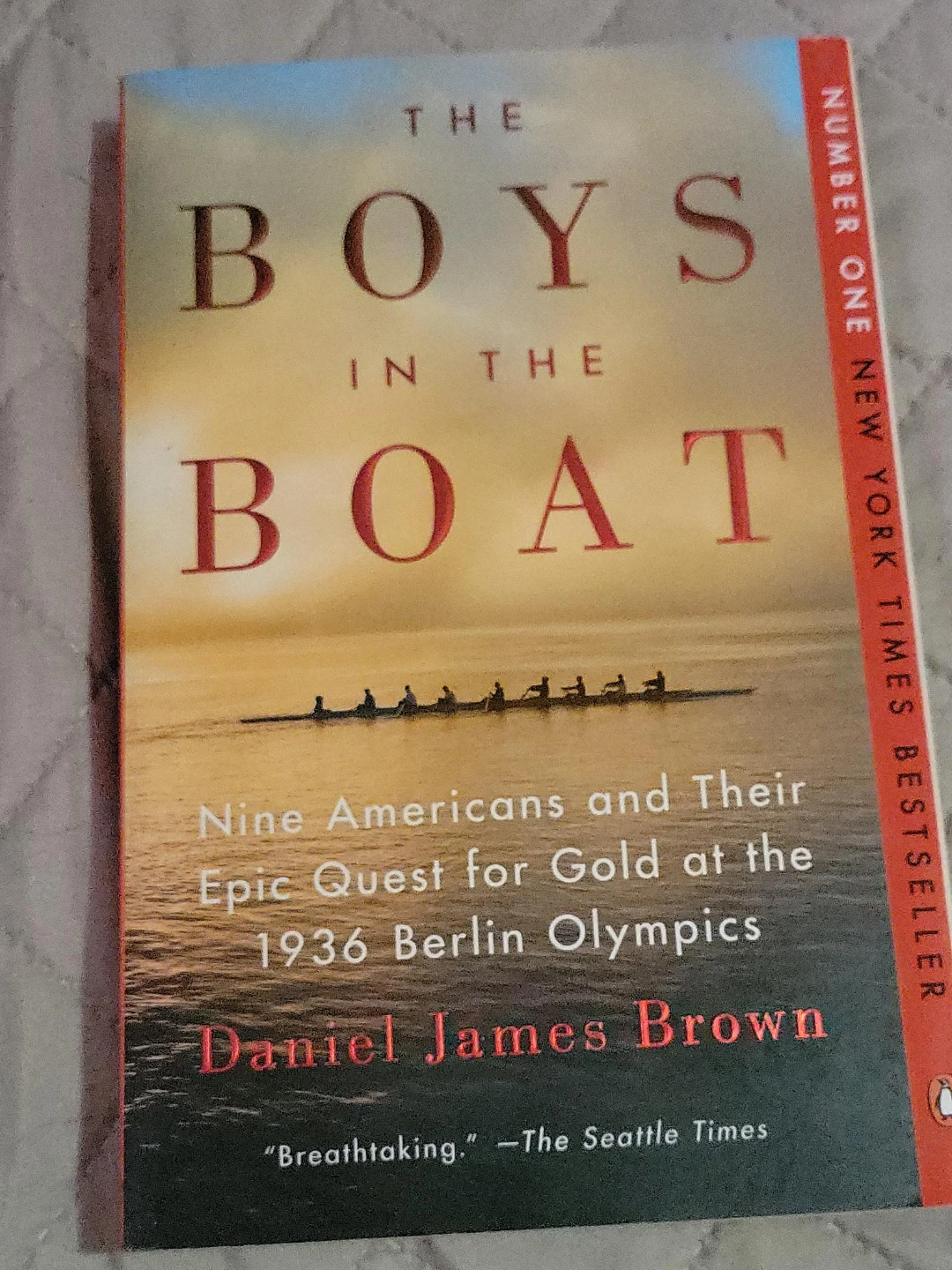 The Boys in the Boat by Daniel James Brown - Paperback