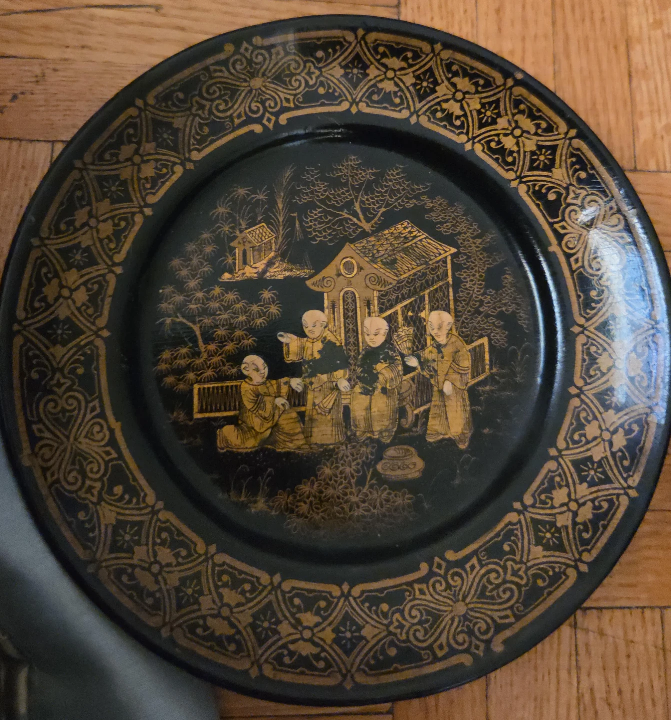 Decorative Black and Gold Oriental Plate