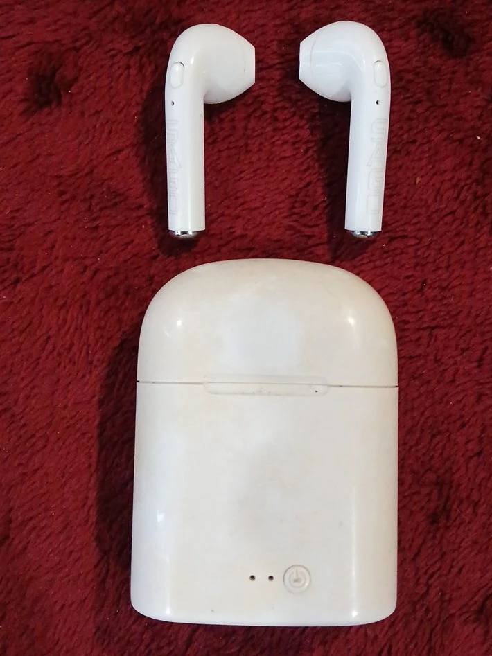 White Wireless Earbuds