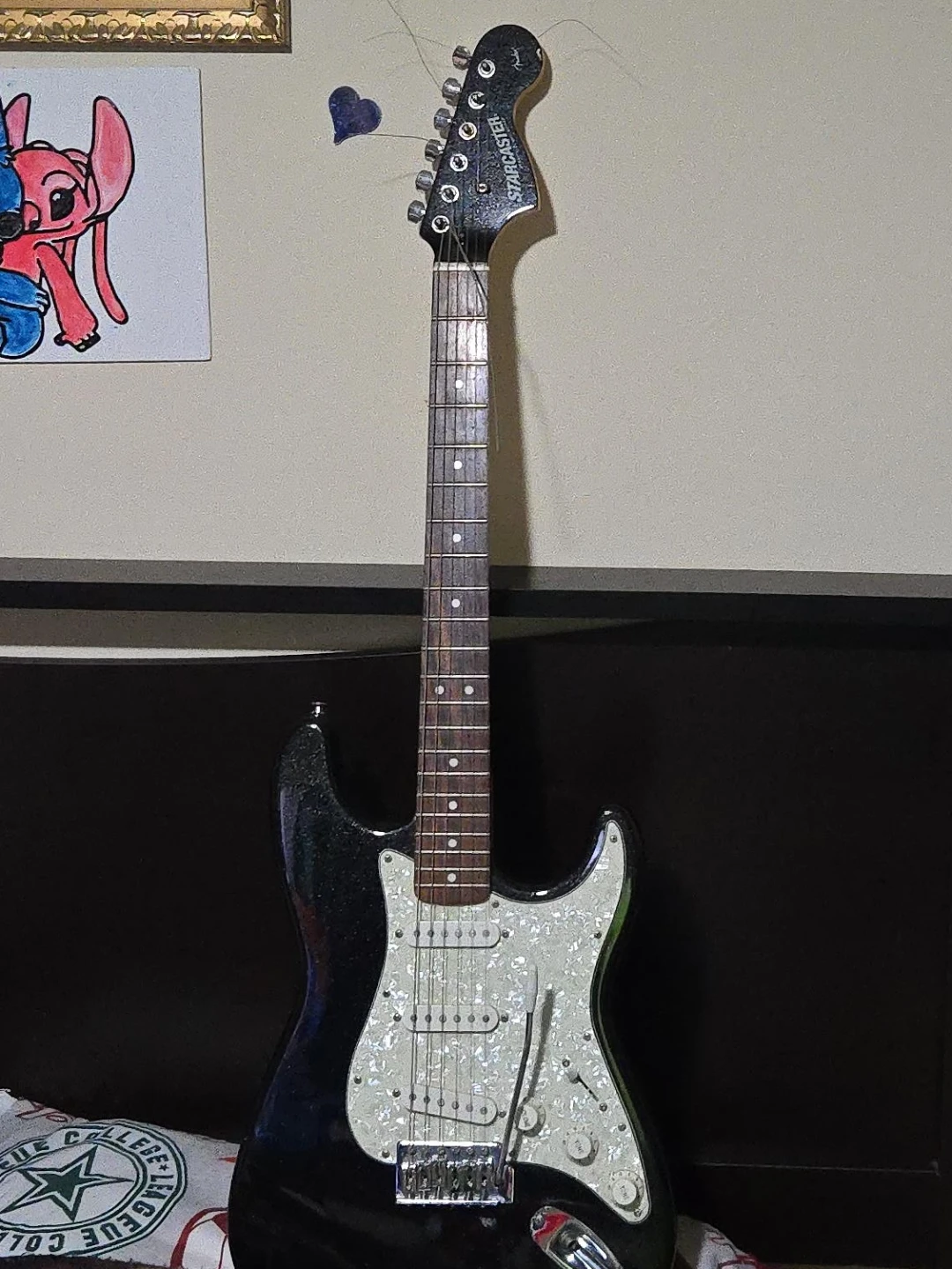 Fender Squier Stratocaster Electric Guitar