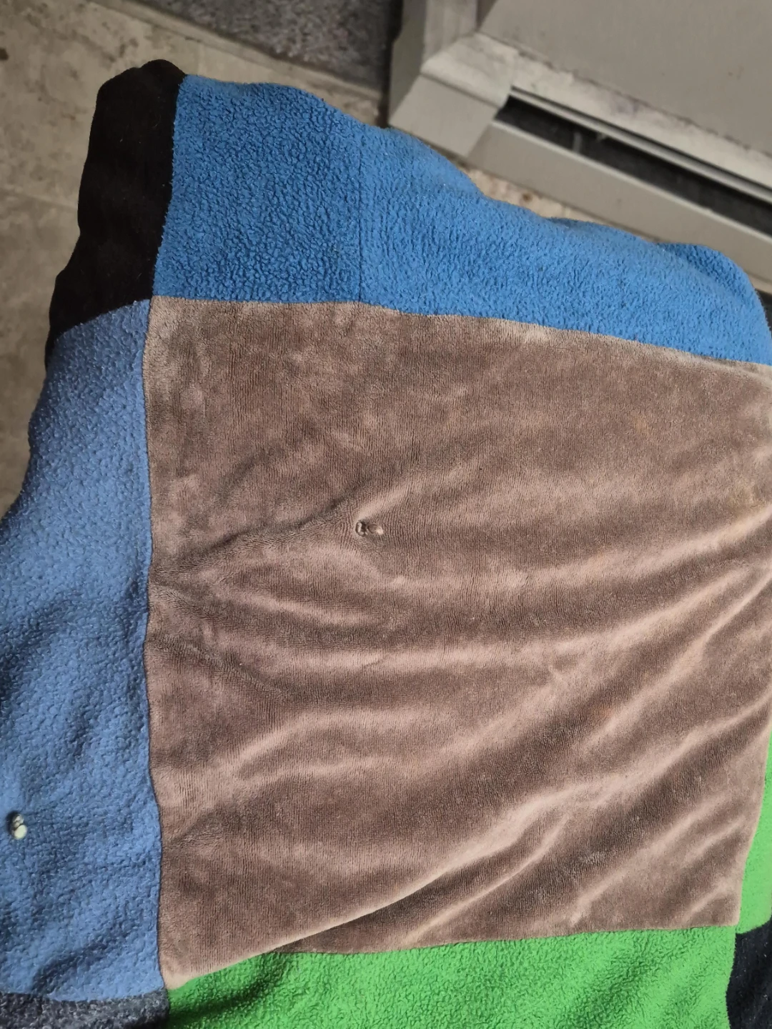 Quilt/Blanket - Colour Block Fleece