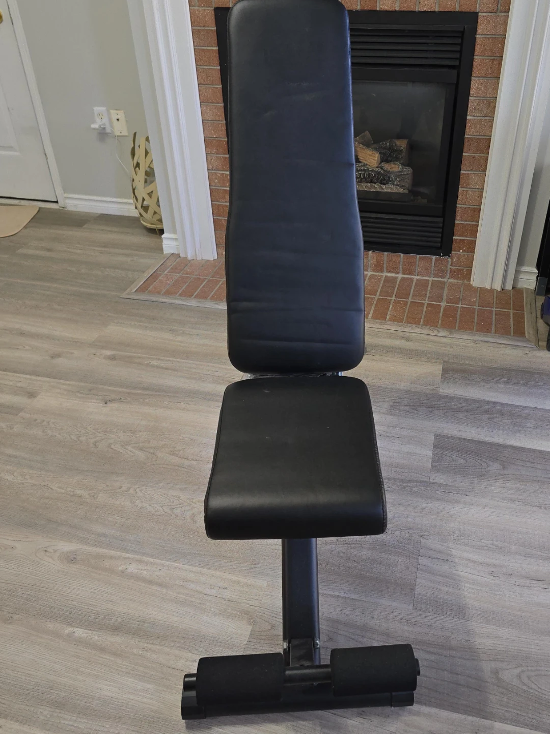 Black Adjustable Weight Bench