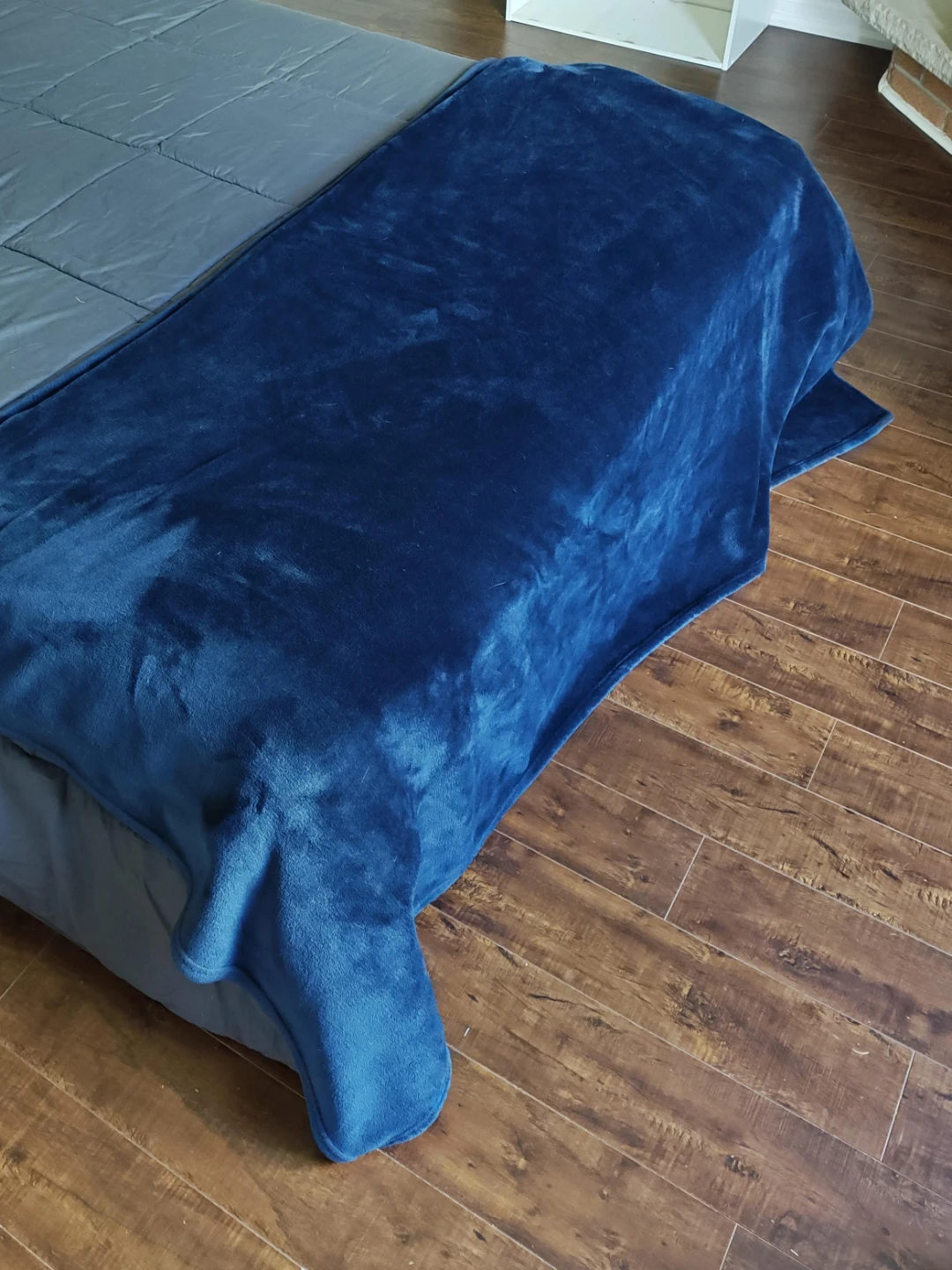 Navy Blue Fleece Throw Blanket