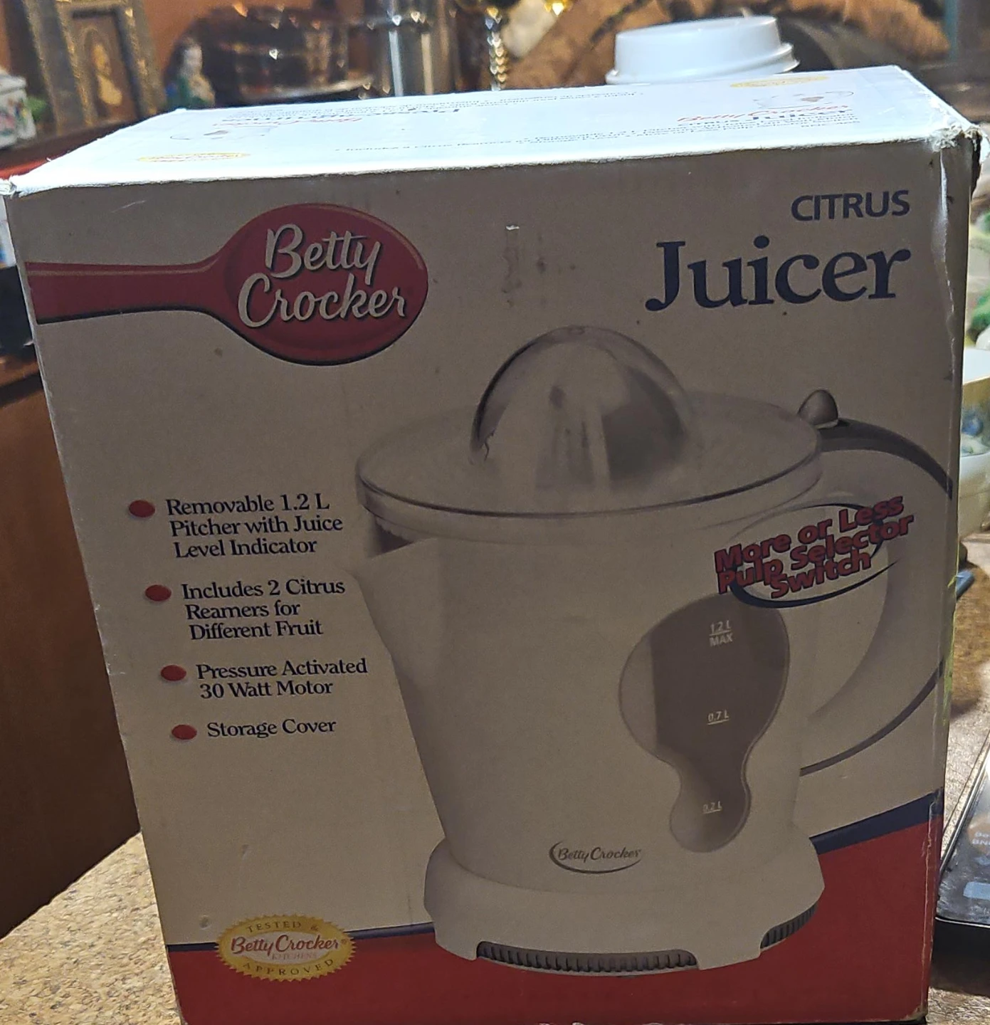 Betty Crocker Citrus Juicer