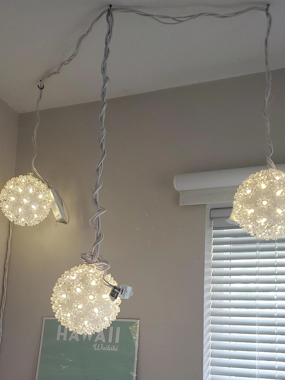 Hanging Orb String Lights Set