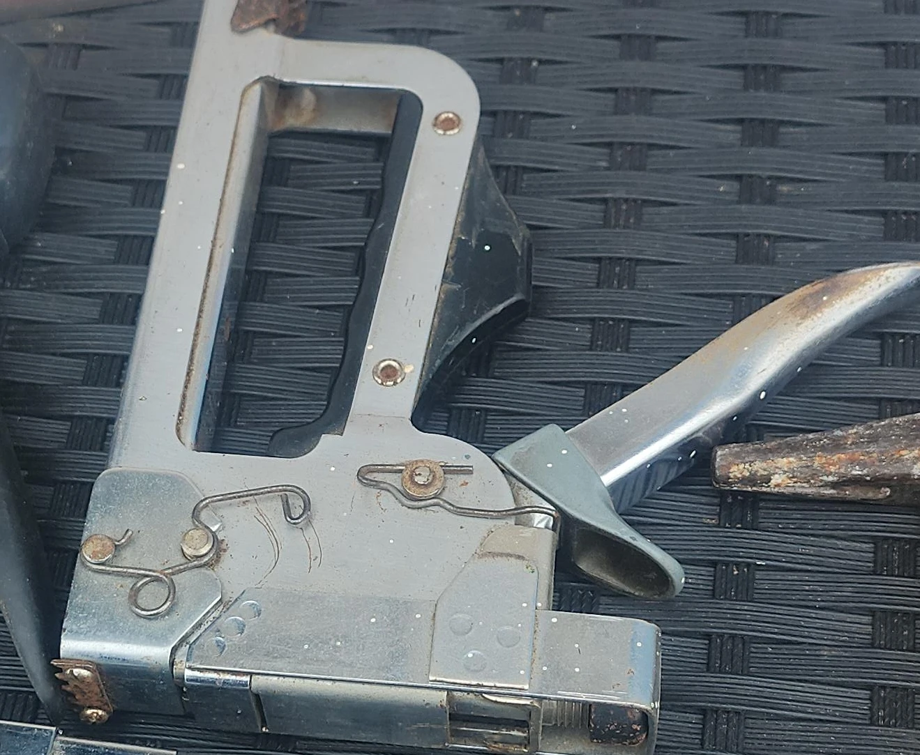 Heavy Duty Staple Gun