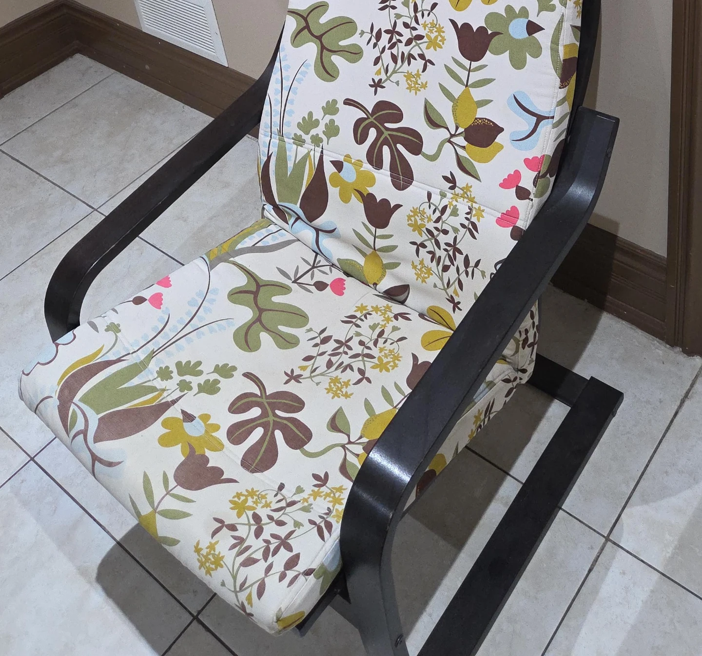 Armchair with Floral Pattern