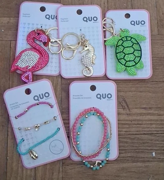 QUO Beauty Flamingo Keychain