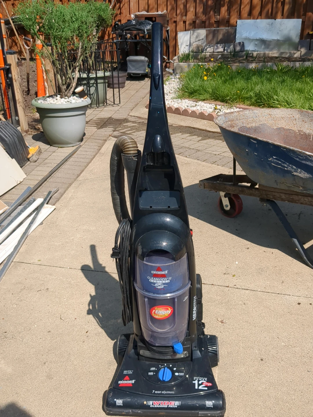 Bissell Vacuum Cleaner
