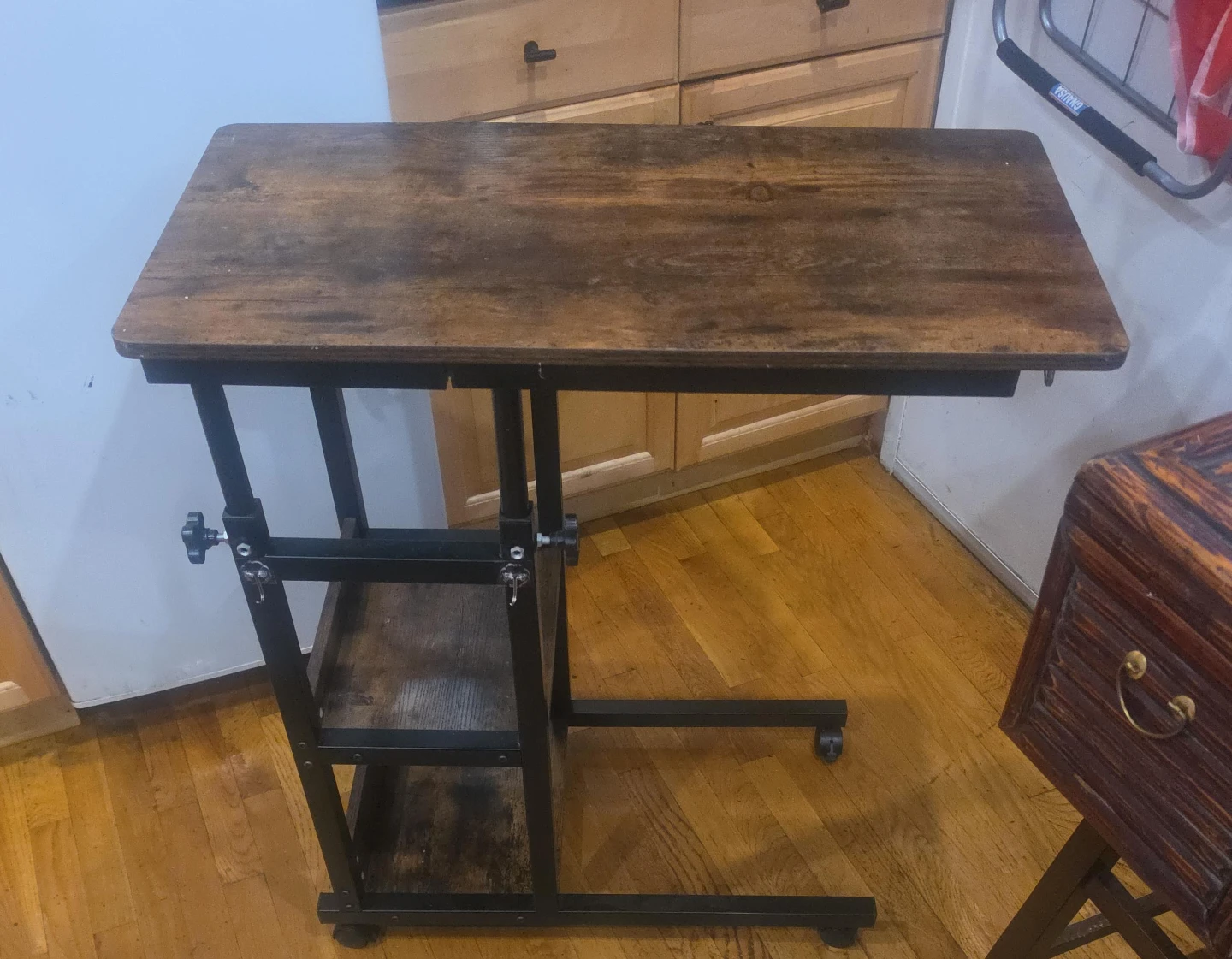 Adjustable Rolling Laptop Desk