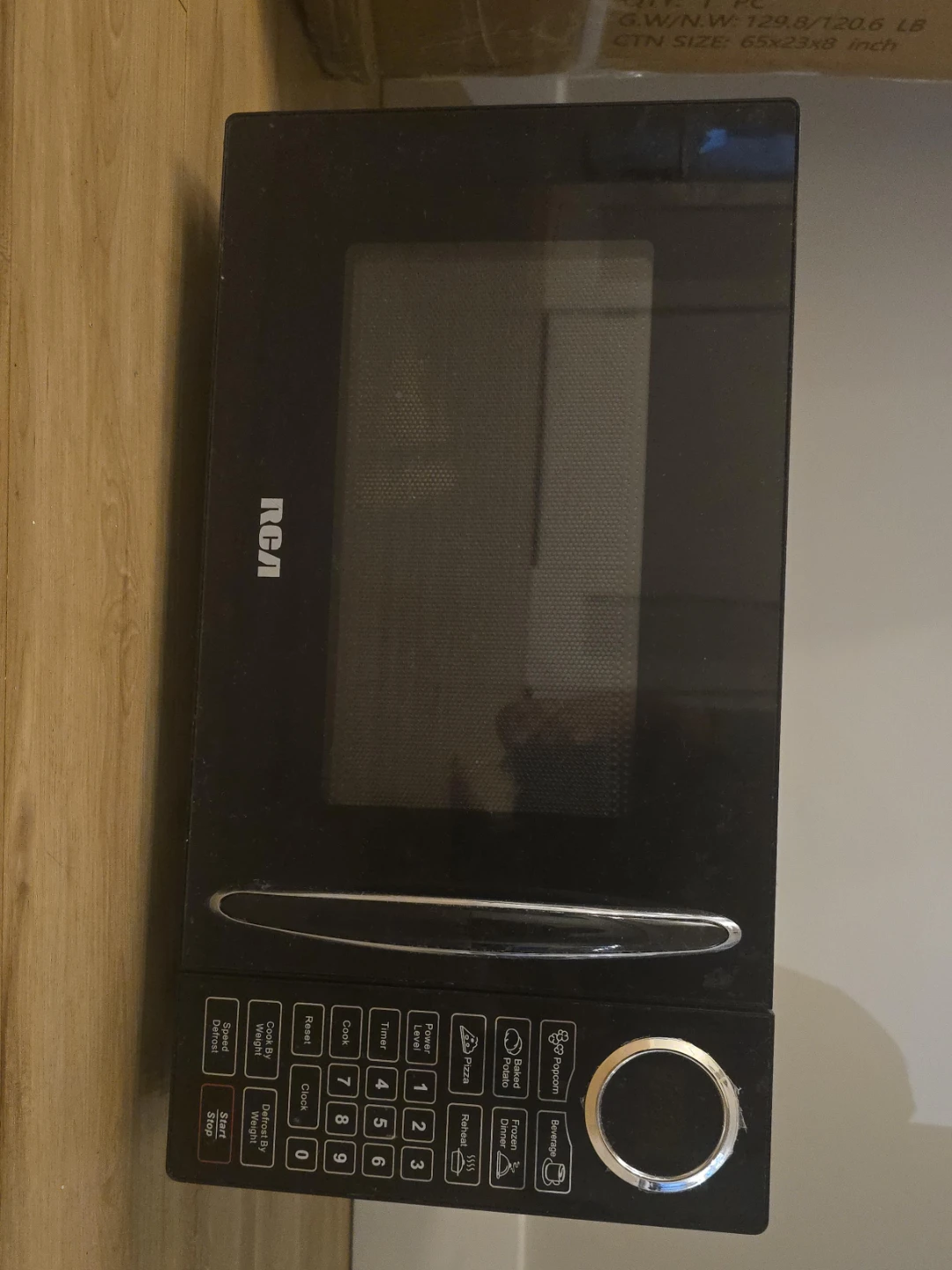 RCA Black Microwave