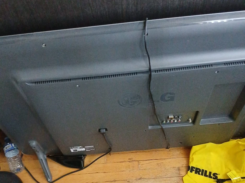 LG Television