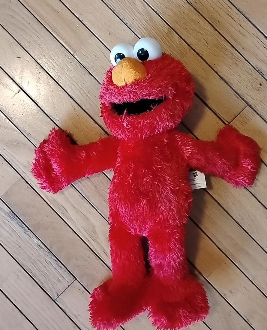 Sesame Street Elmo Plush Toy - Laughable
