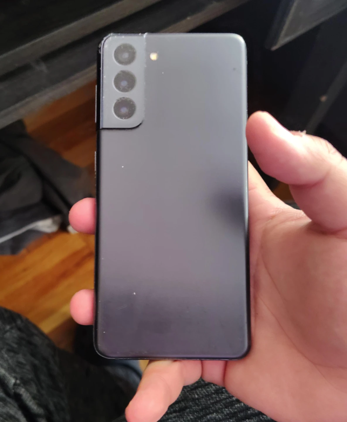 Samsung Galaxy S21 Smartphone