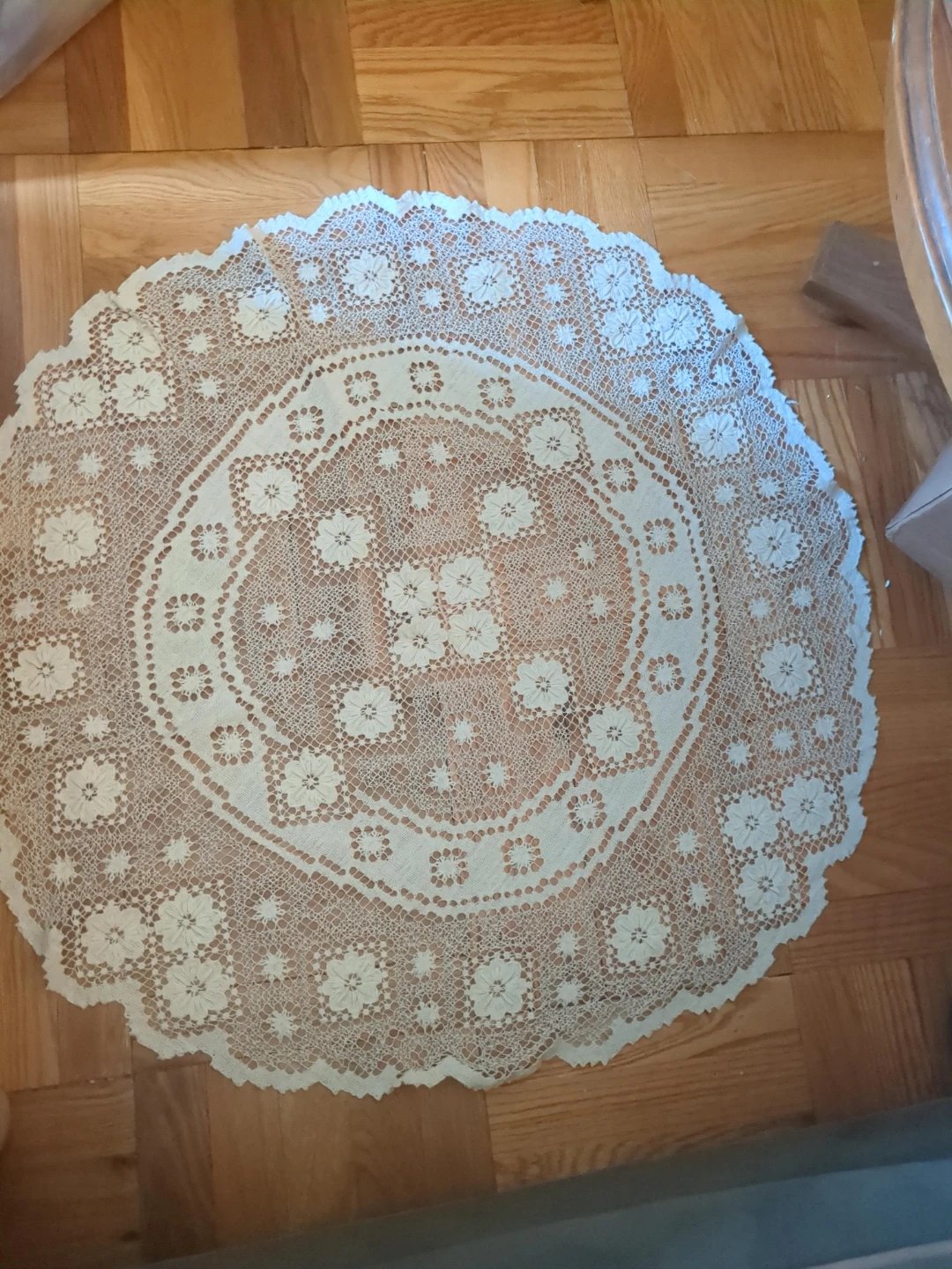 Vintage Crochet Lace Doily Round Tablecloth