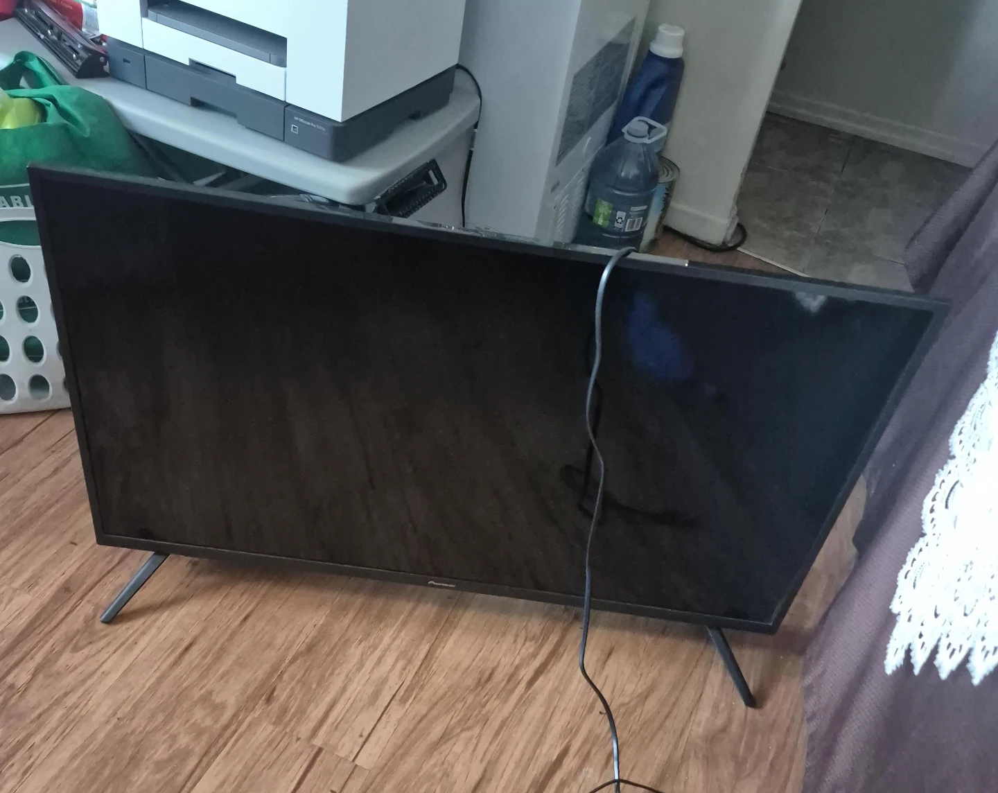 Pioneer 40" Flat Screen TV