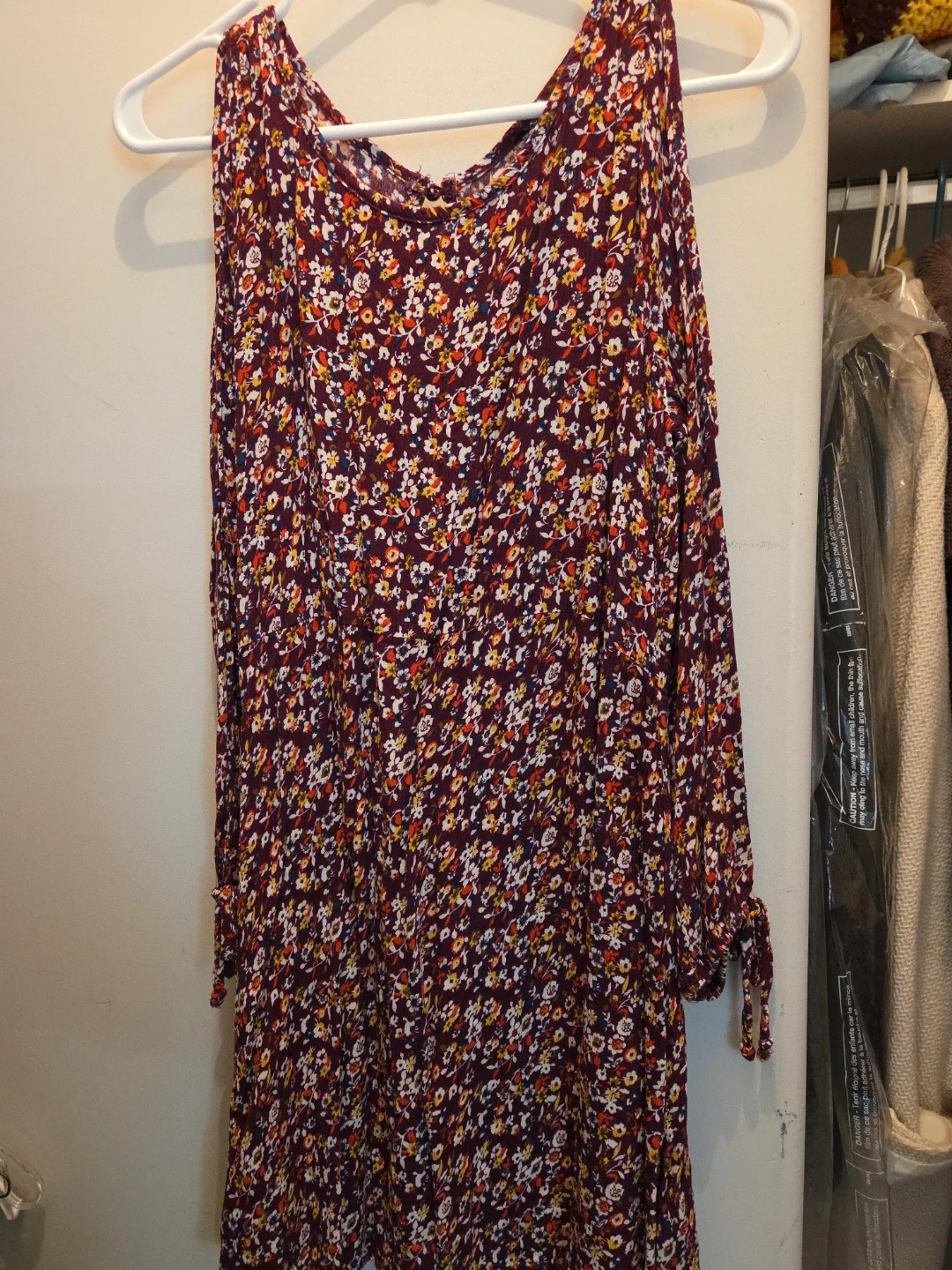 Women's Floral Print Cold Shoulder Dress