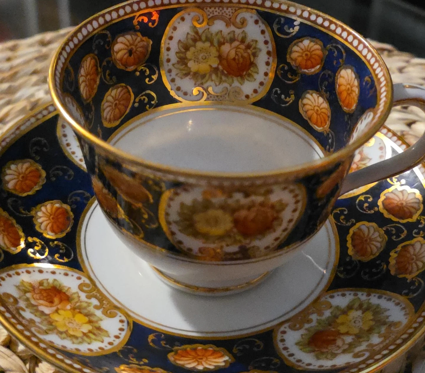 Royal Albert "Winsor" Bone China Tea Cup and Saucer Set