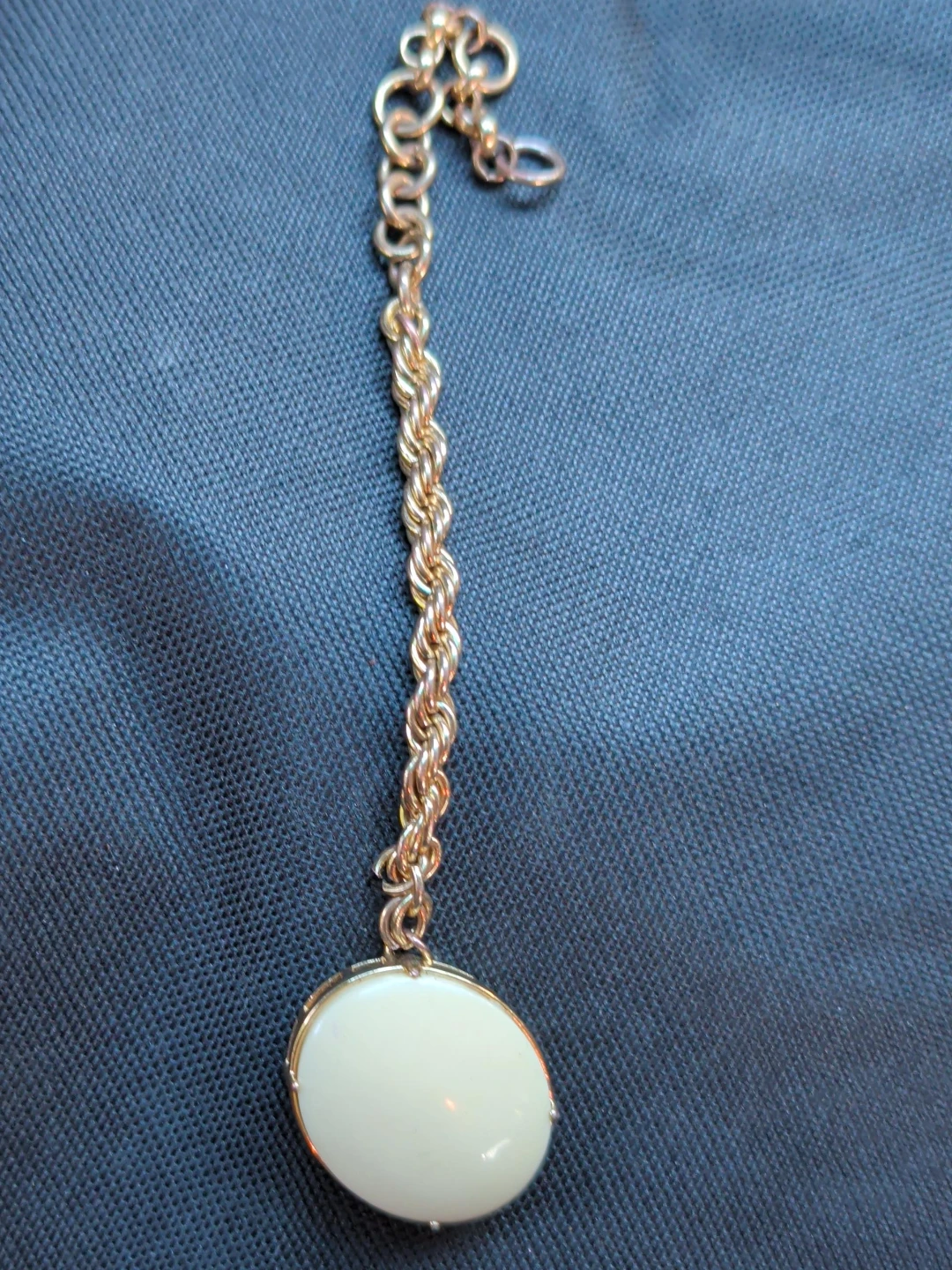 Gold Tone Rope Chain Pendant Necklace with Oval Gemstone