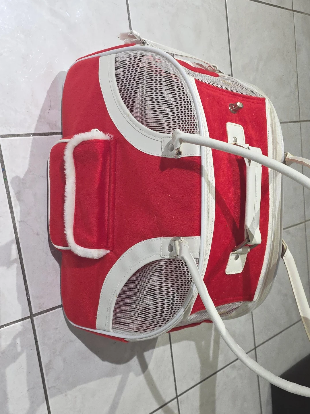 Red and White Pet Carrier Bag