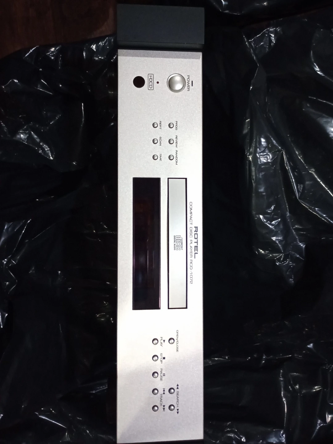 Rotel RCD-1072 CD Player