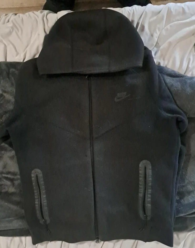 Nike Tech Fleece Full-Zip Hoodie