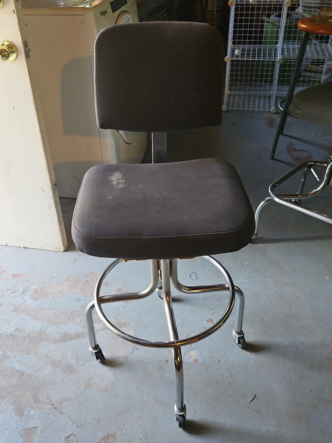 Adjustable Swivel Stool with Wheels