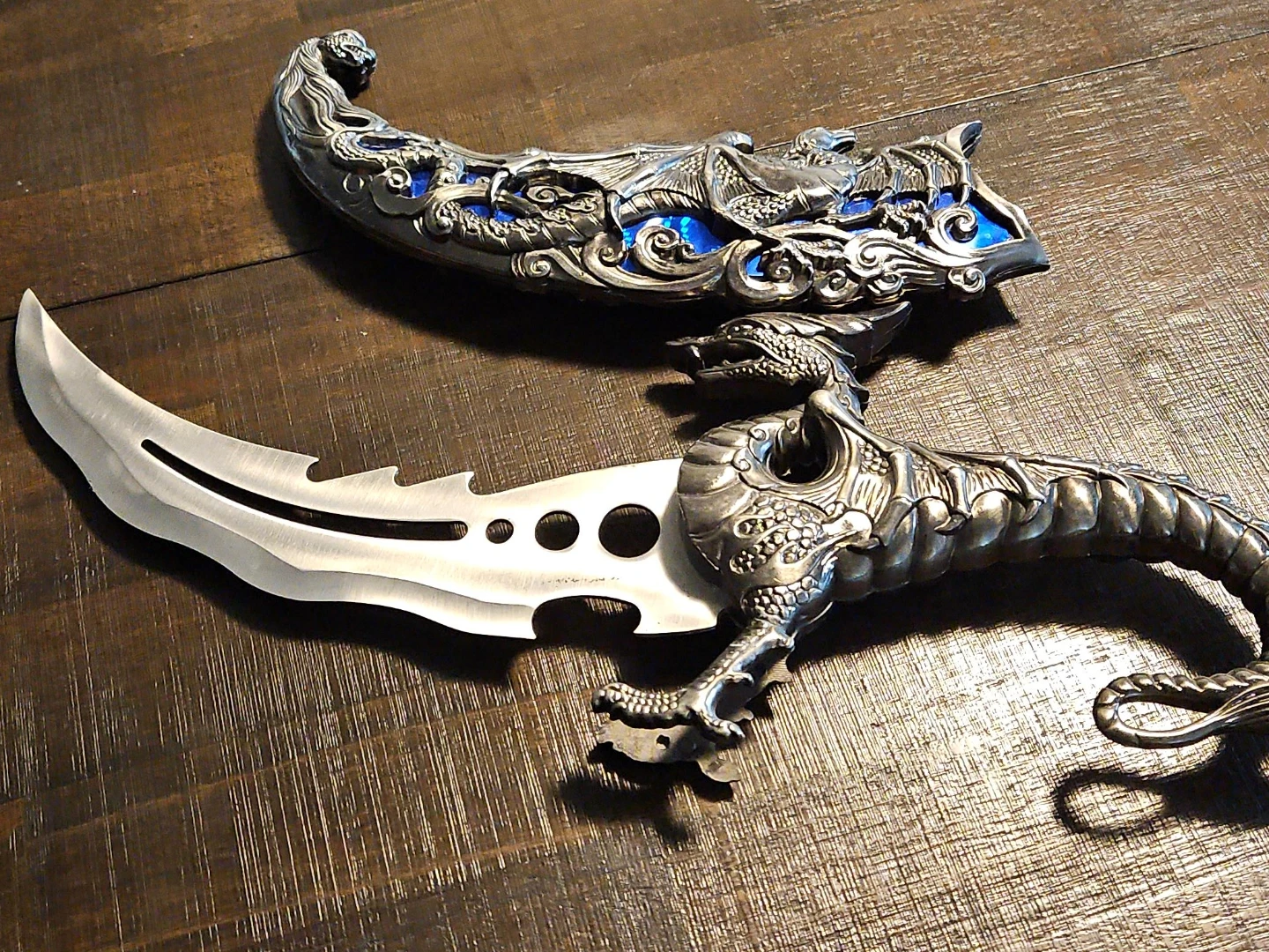 Decorative Dragon Dagger with Sheath