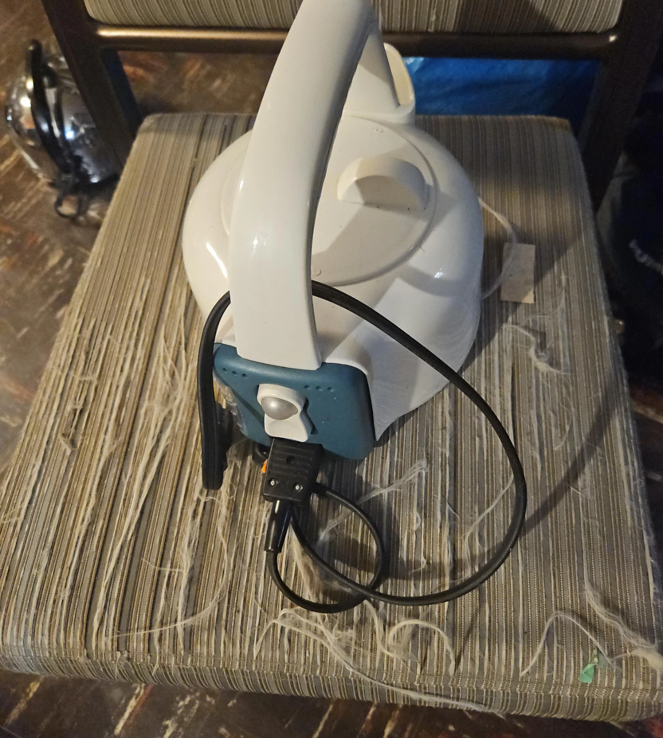 Philips Filterline Electric Kettle