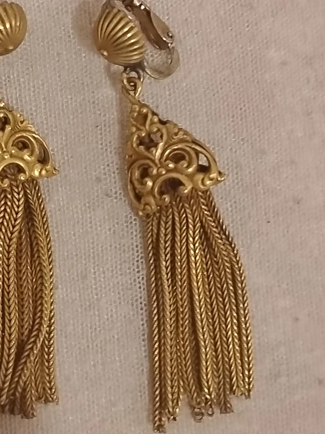 Vintage Gold Tassel Clip-On Earrings