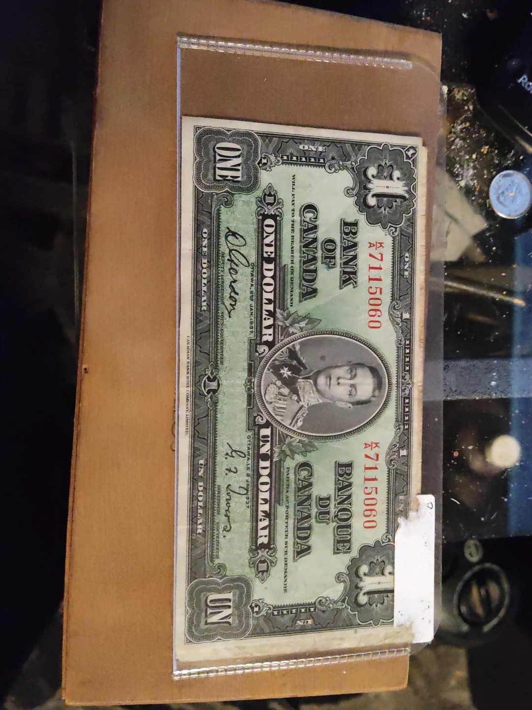 Bank of Canada One Dollar Bill - 1937