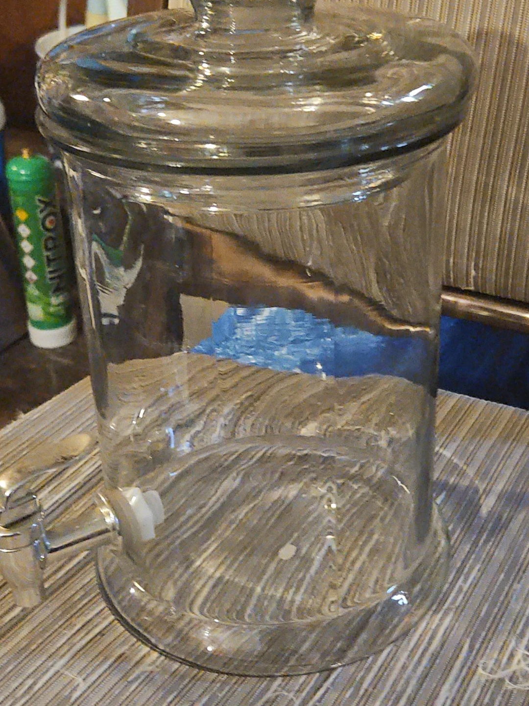 Glass Beverage Dispenser with Spigot