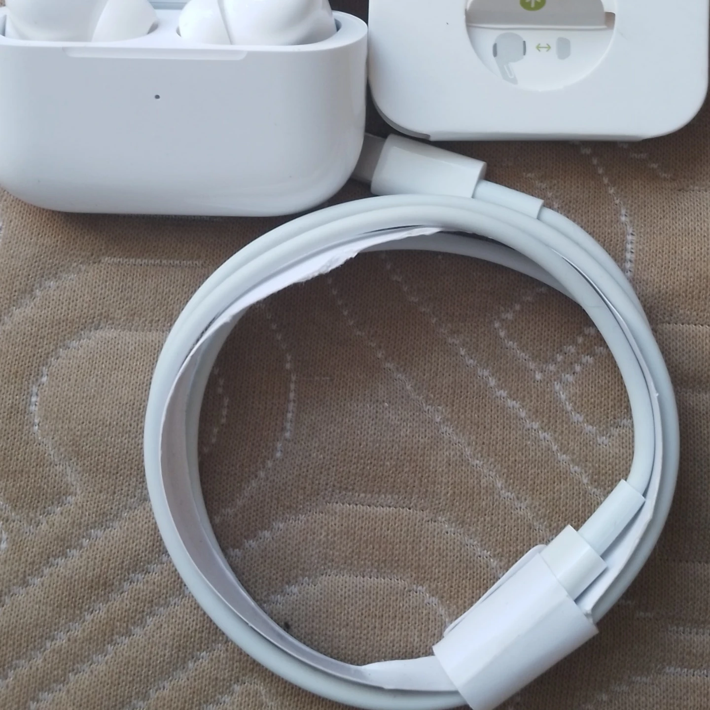 Apple AirPods Pro (2nd Gen) with Charging Case