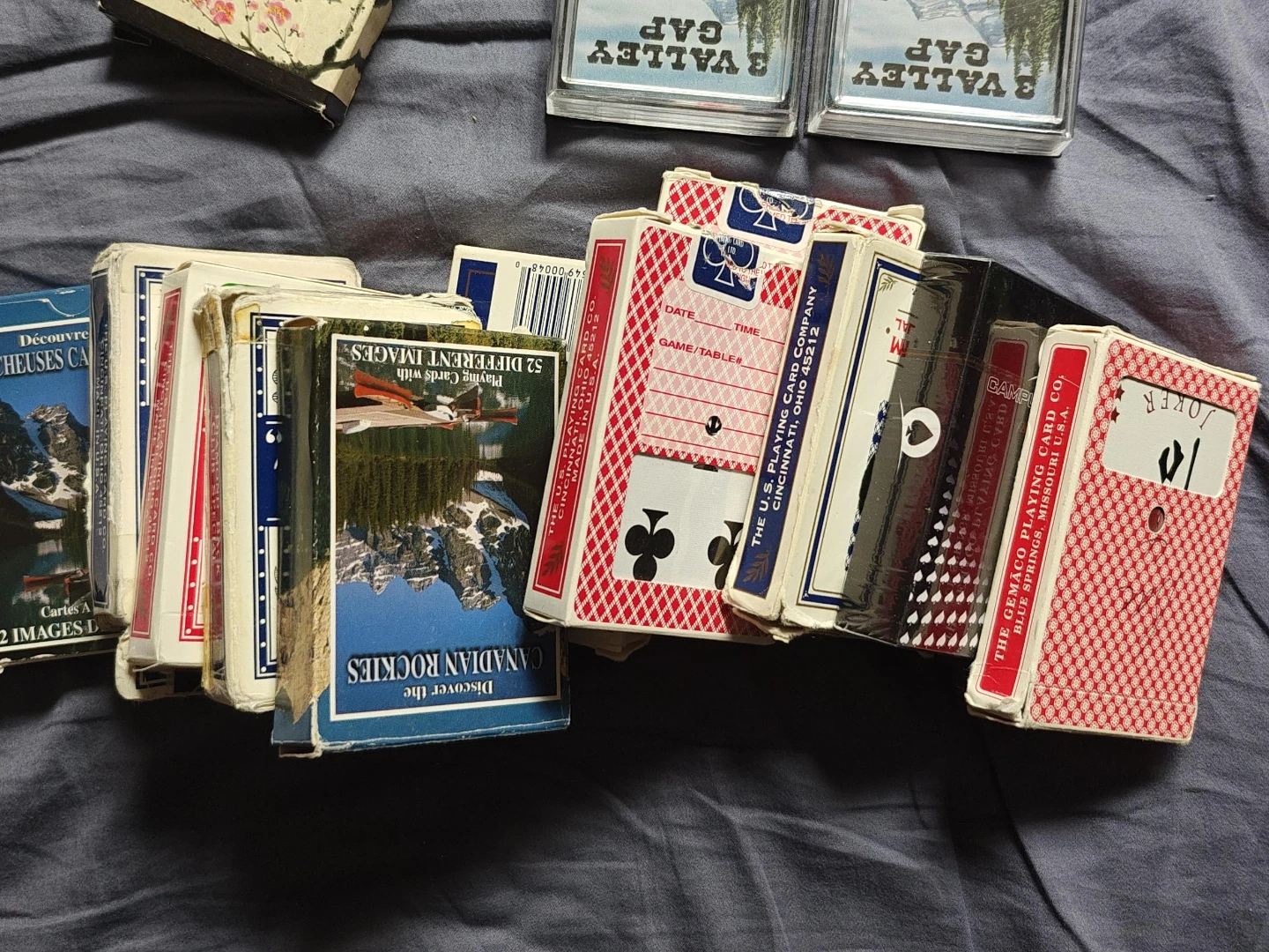 Assorted Canadian-themed Playing Cards