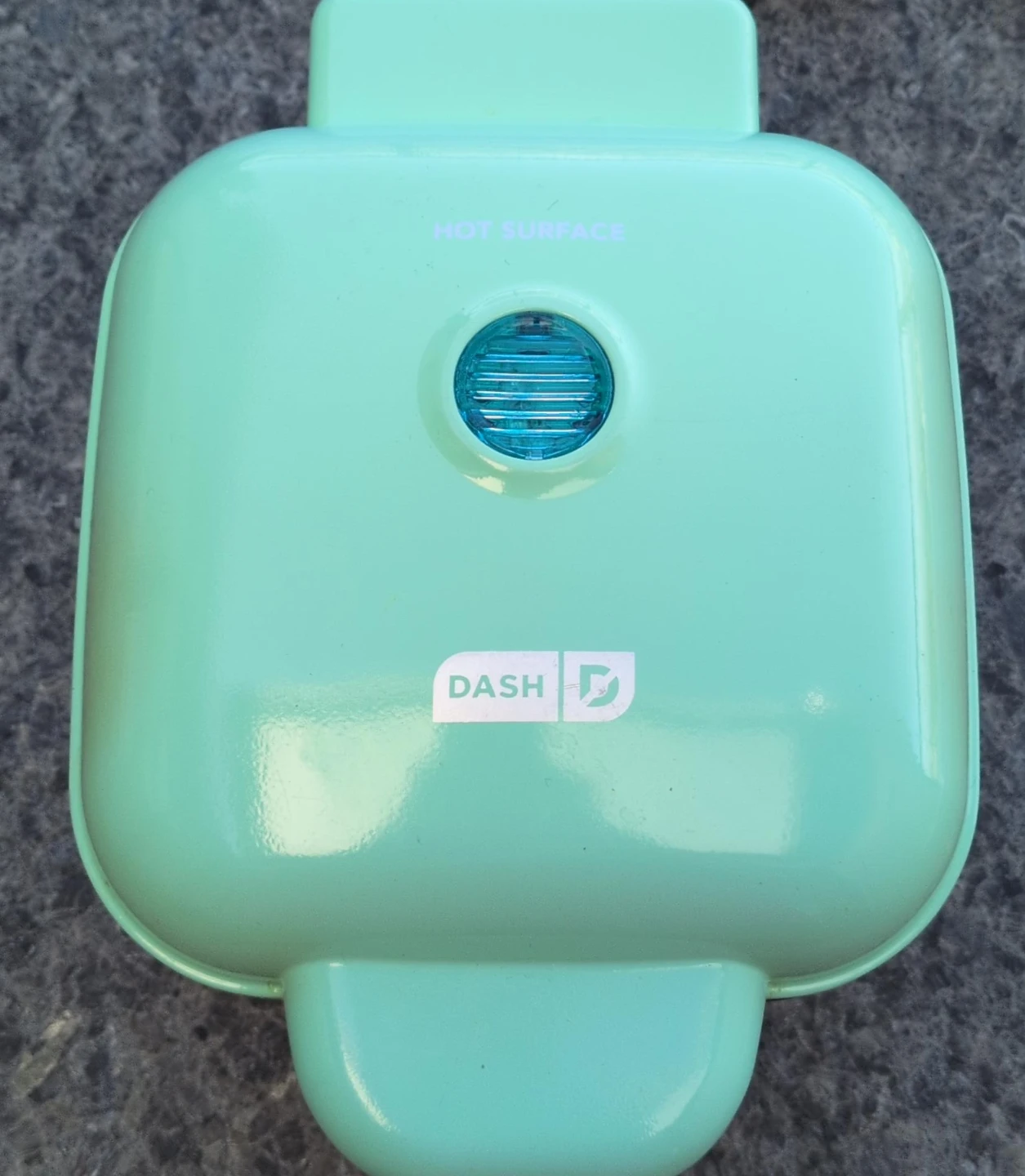 Dash mini waffle maker