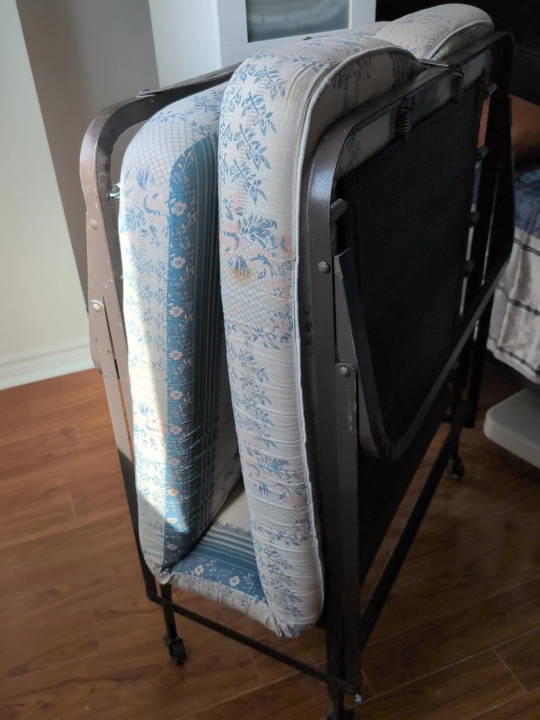 Folding Guest Bed