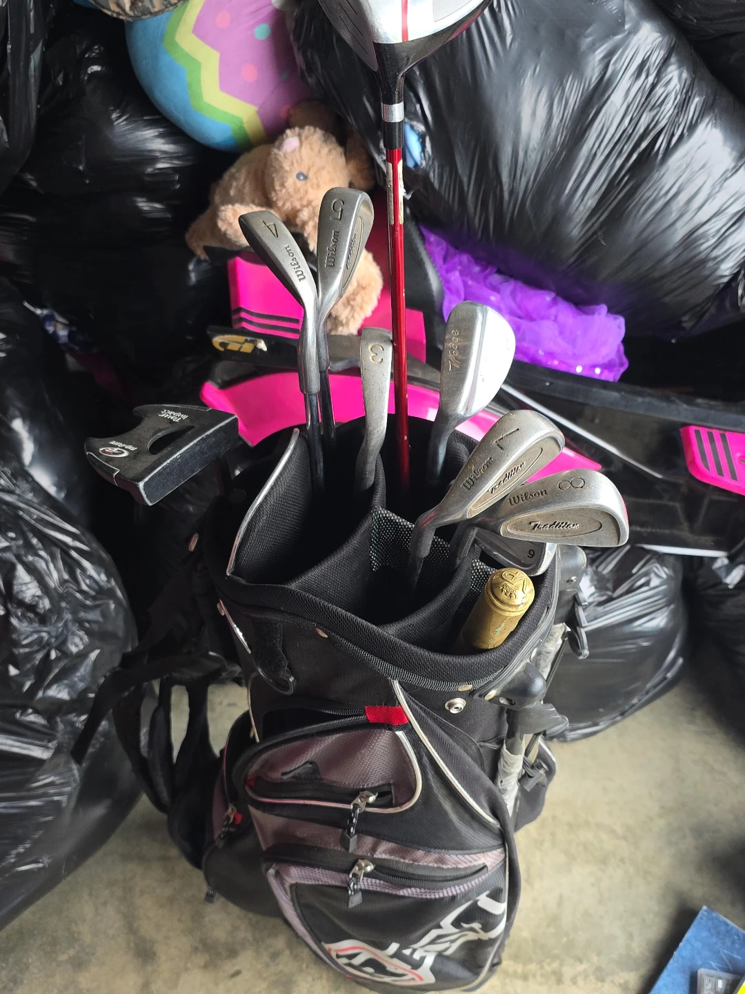 Wilson Golf Club Set with Bag