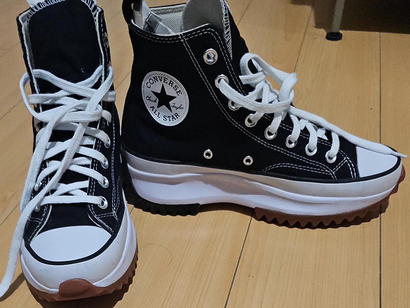 Unisex Converse  Chuck Taylor High Top Sneakers