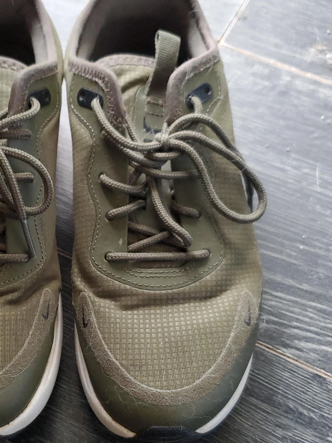 Nike Running Shoes - Olive Green