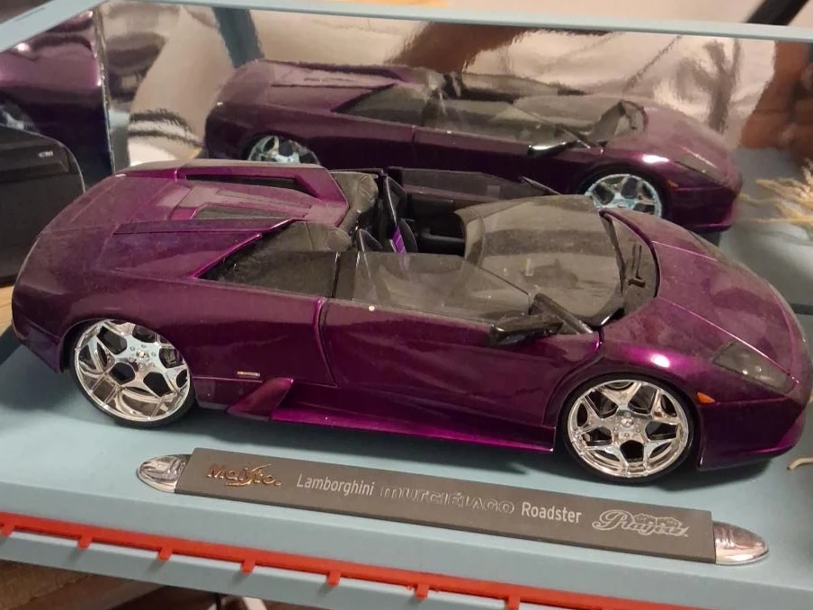 Maisto Lamborghini Murciélago Roadster Diecast Model Car