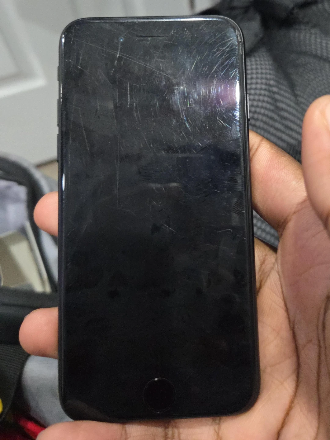 Black iPhone 7