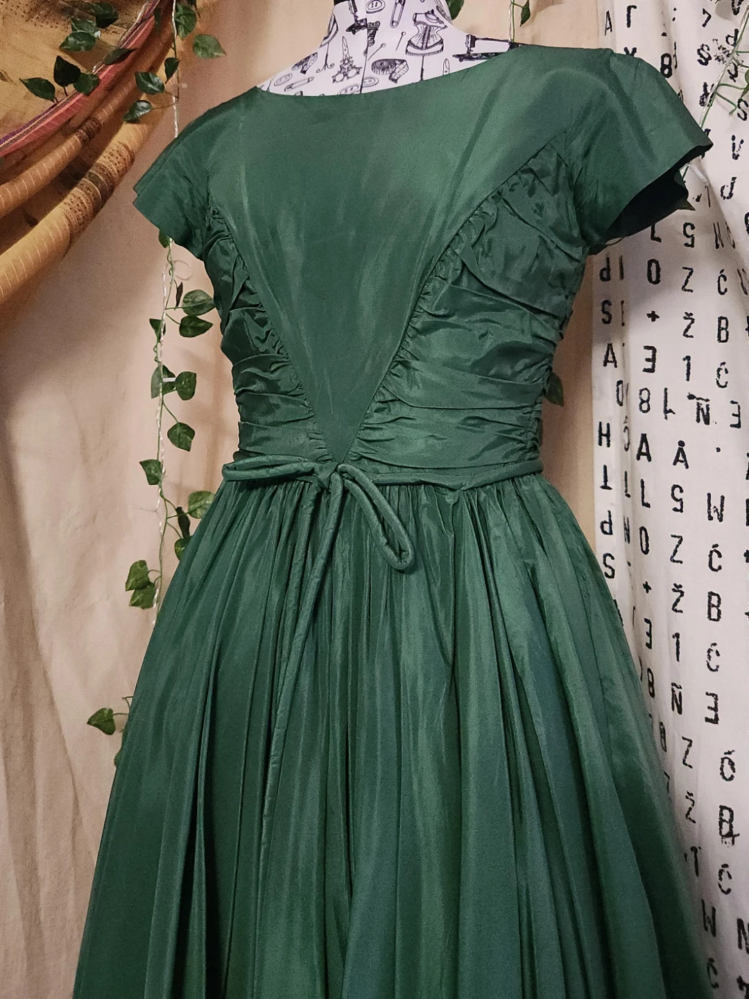 Emerald Green Vintage Formal Dress