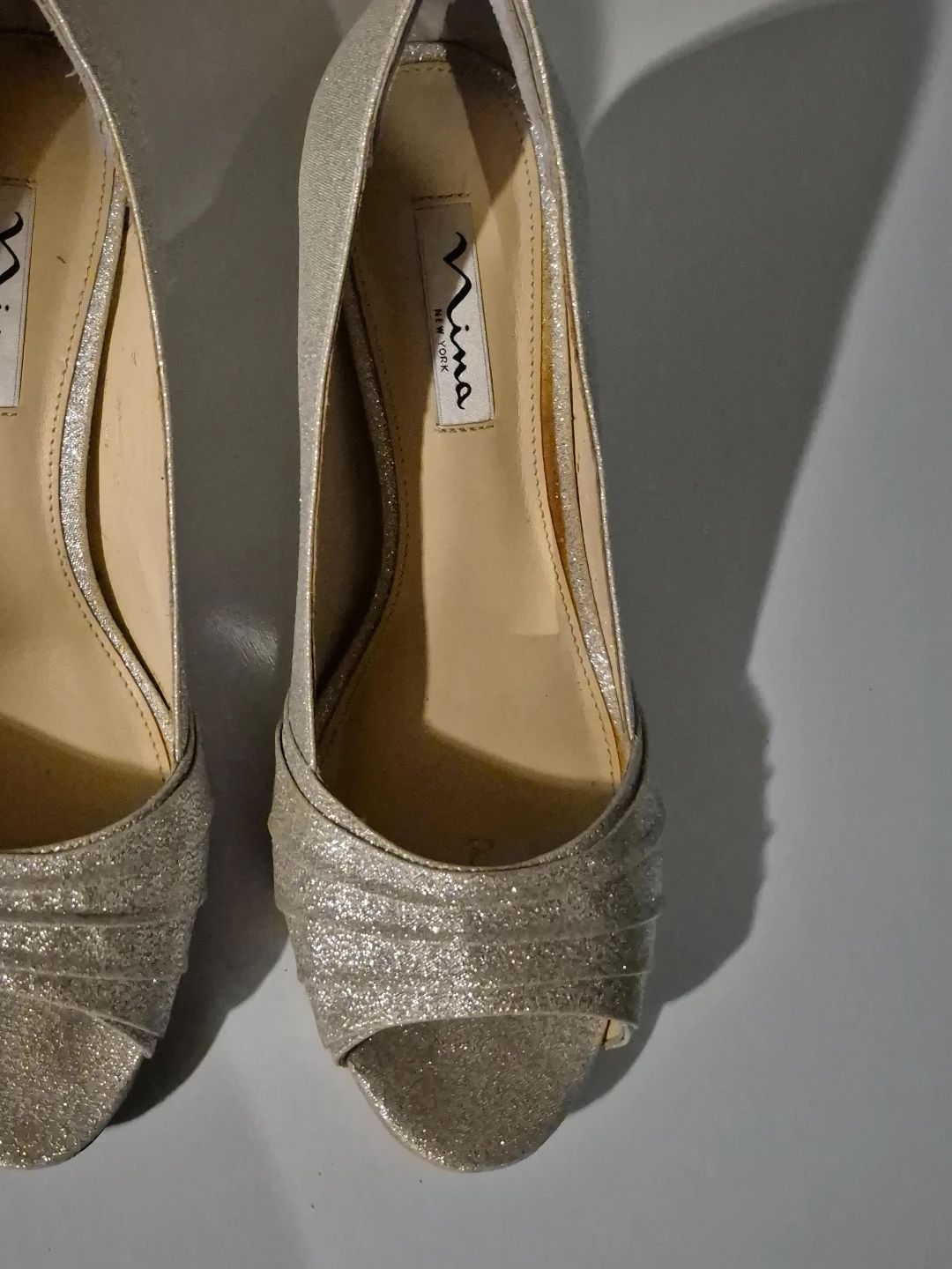 Nina Silver Glitter Peep Toe Heels Size 8