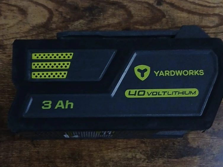 Yardworks 40V Lithium 3 Ah Battery