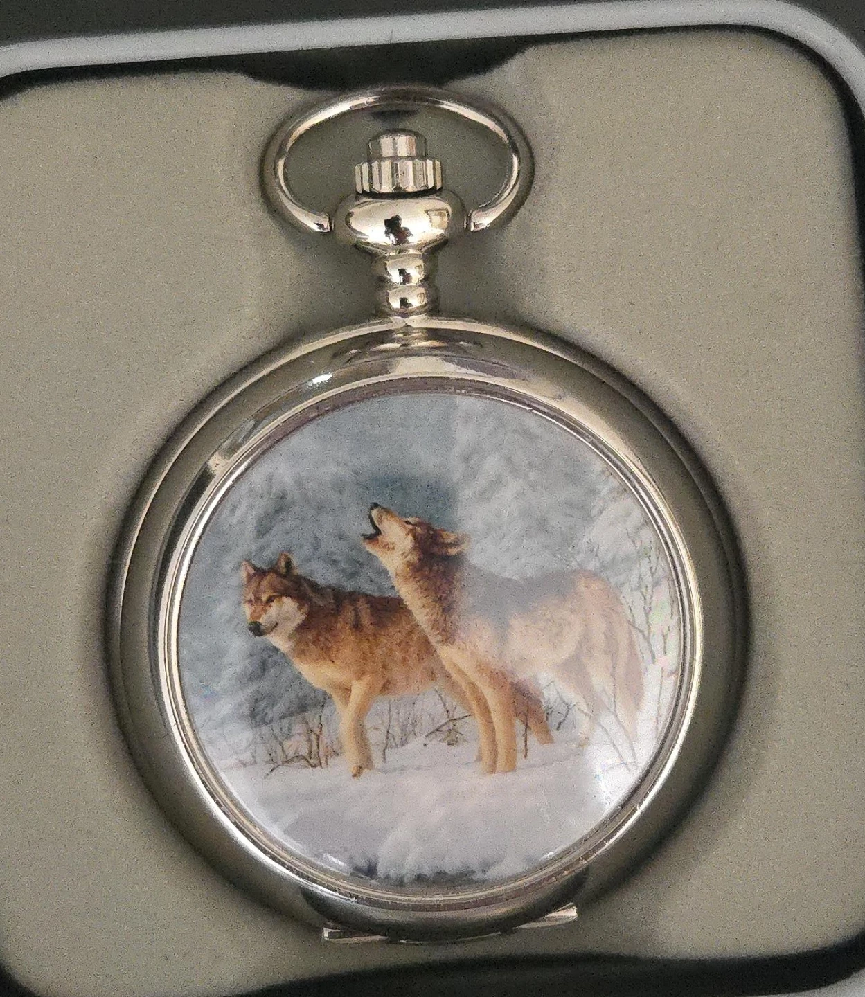 Wolf Scene Pocket Watch