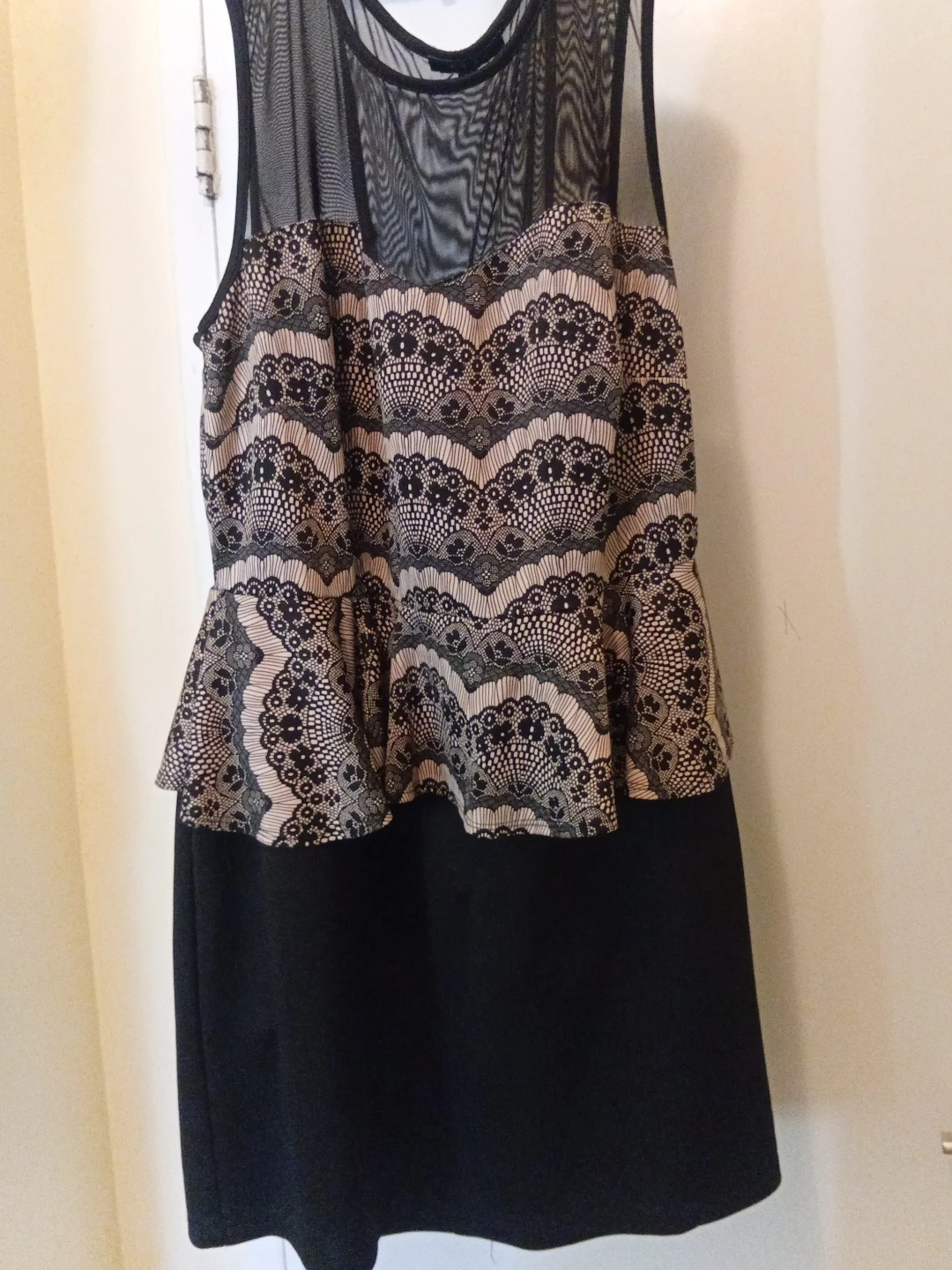Snap Women's 2X Black Lace Peplum Dress