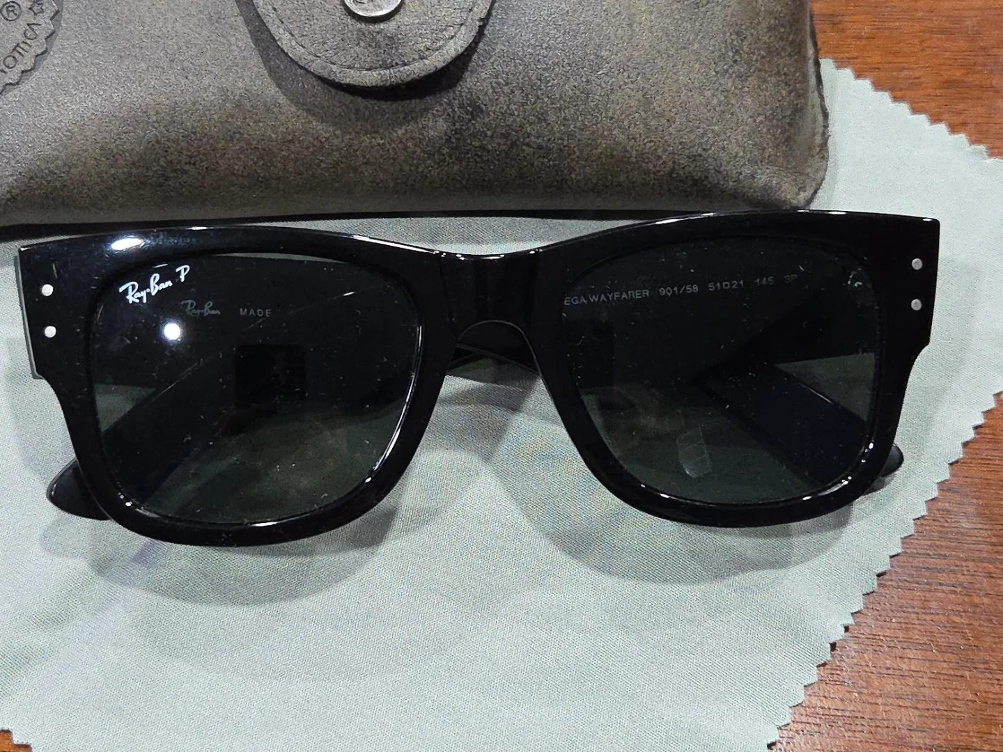Ray-Ban Wayfarer Sunglasses Black P 901/58 51021 145