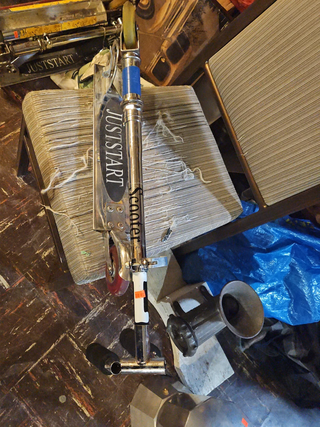 JUSTSTART Scooter