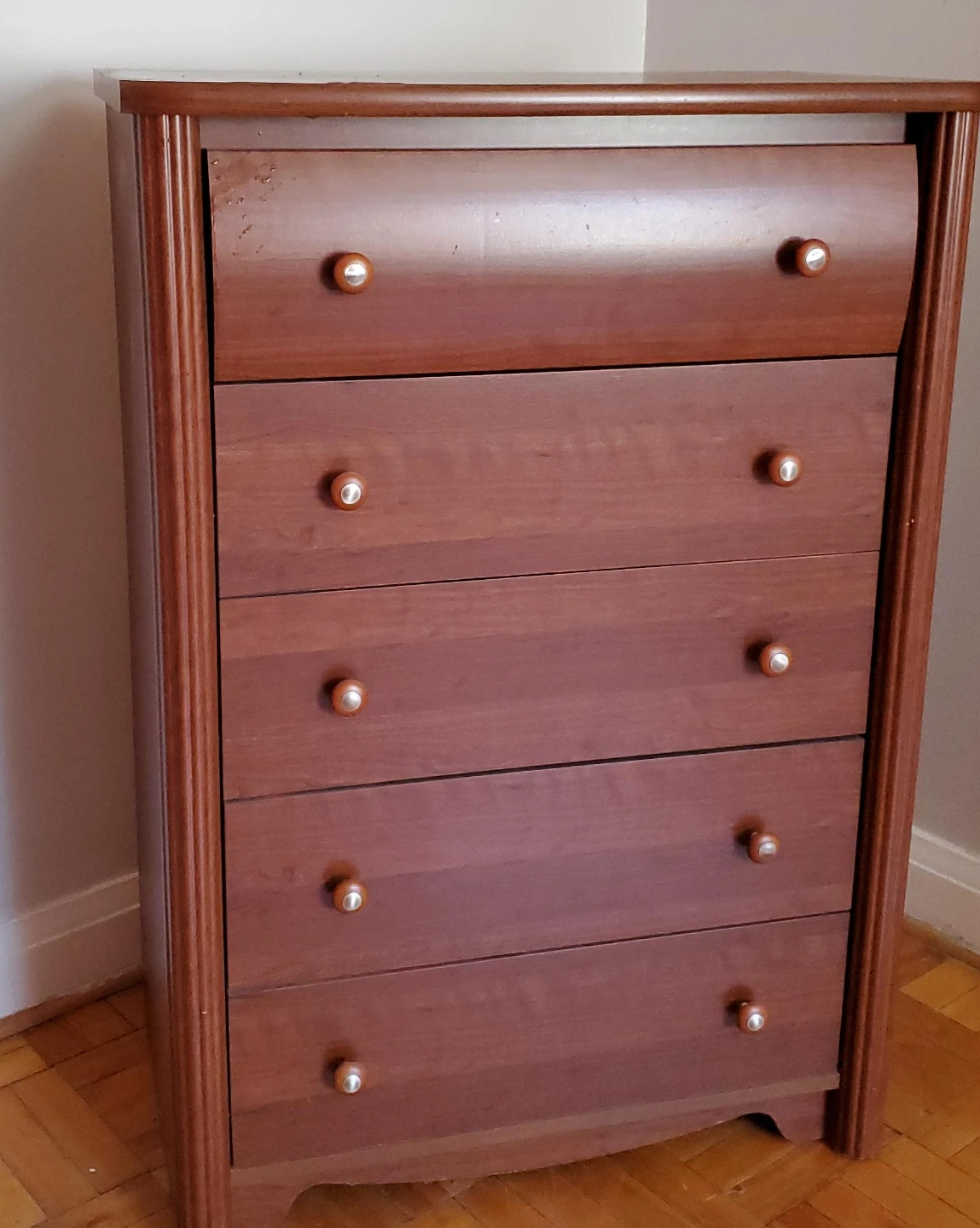 Wooden Dresser Chest of Drawers
