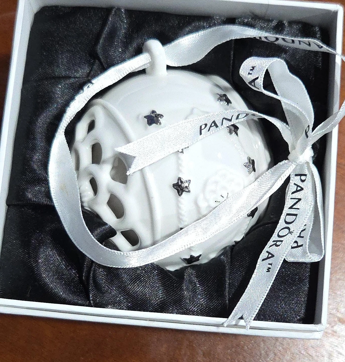 Pandora White Ceramic Star Ornament